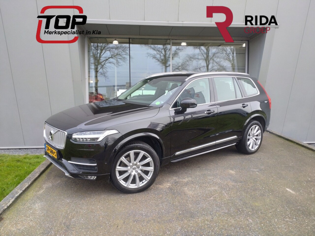 Volvo XC90 - 2.0 D5 AWD Inscript. - AutoWereld.nl