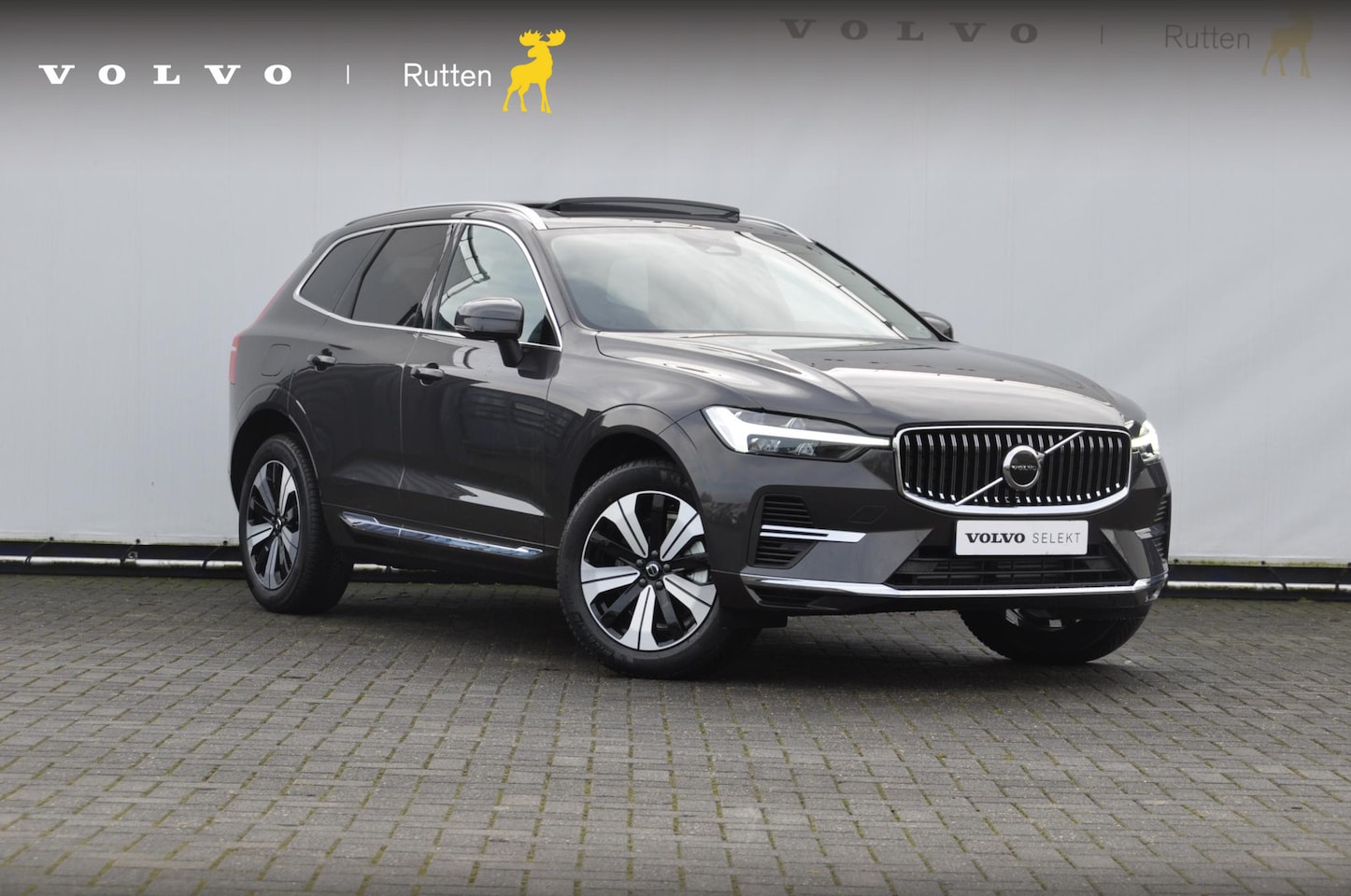 Volvo XC60 - T6 350PK AWD Essential Bright / Adaptieve cruise control / BLIS / Lederen Bekleding / Geti - AutoWereld.nl