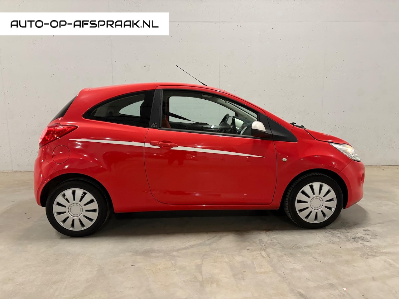 Ford Ka - 1.2 Titanium Airco APK NAP - AutoWereld.nl