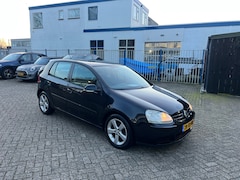 Volkswagen Golf - 1.6 FSI Optive 3