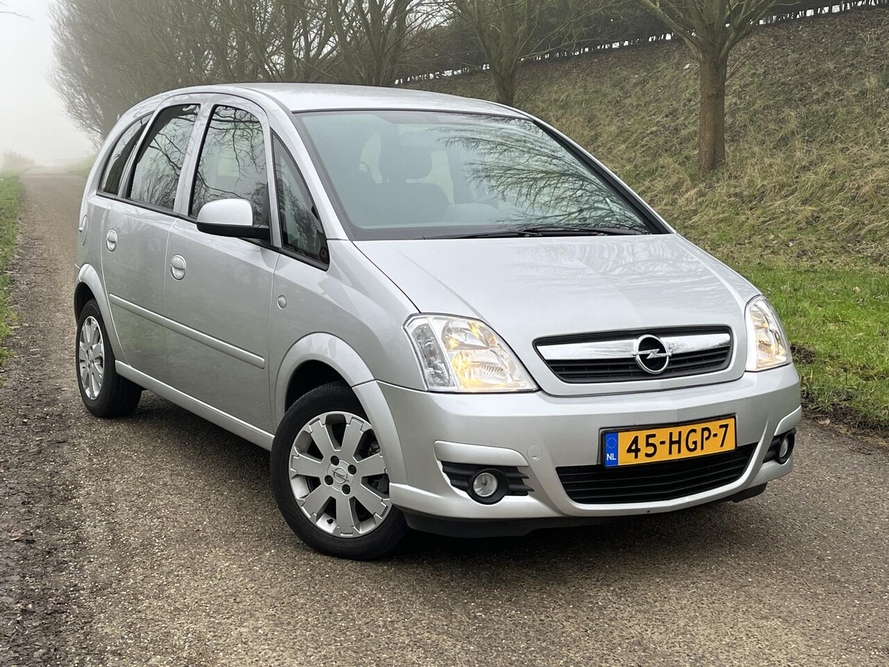 Opel Meriva - 1.6-16V Cosmo 1.6-16V Cosmo - AutoWereld.nl