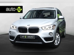 BMW X1 - sDrive20i Executive Edition / Panorama / Trekhaak