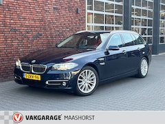 BMW 5-serie Touring - 520i Executive ParkeerSensoren/LED/Clima/Airco/Cruise/Trekhaak/Bluetooth