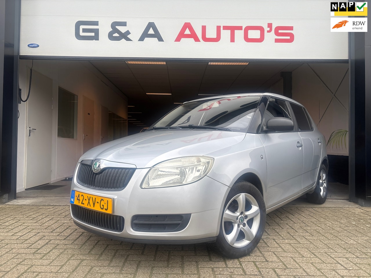 Skoda Fabia - 1.2 Classic / NAP / 5 DEURS / TREKHAAK / LMV - AutoWereld.nl