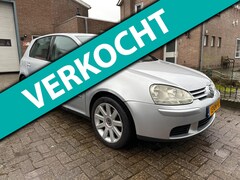 Volkswagen Golf - 1.6 FSI Turijn *ADVERTENTIE LEZEN