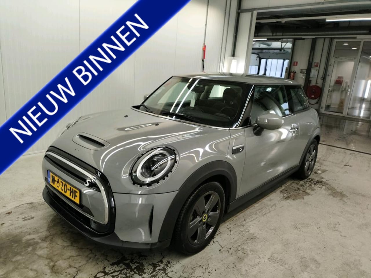 MINI Mini-Electric - Essential 33 kWh NL AUTO | VIRTUAL COCKPIT | CARPLAY | CRUISE | - AutoWereld.nl