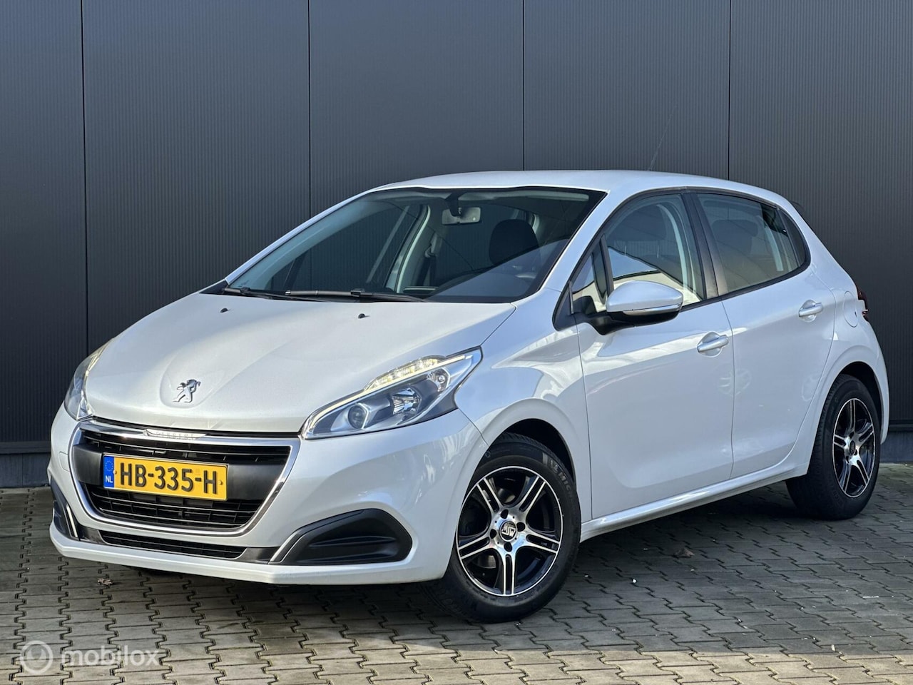 Peugeot 208 - 1.2 PureTech Active | CRUISE | NAVI | PARELMOER| - AutoWereld.nl