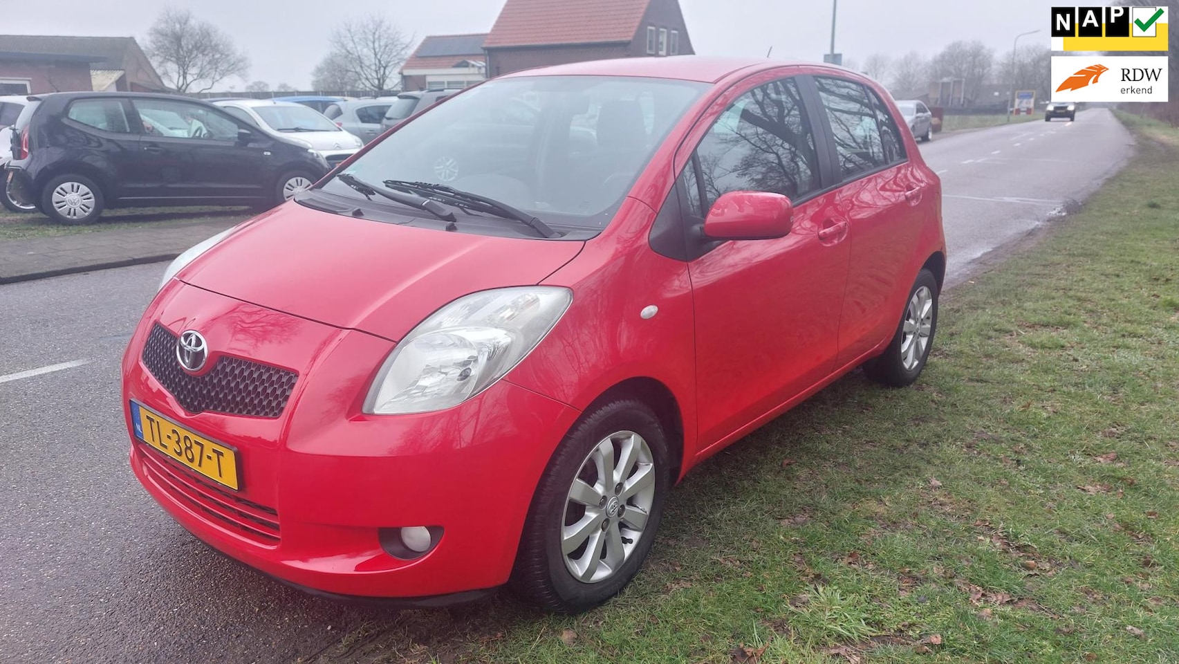 Toyota Yaris - 1.3 VVT-i Terra 1.3 VVTi Terra - AutoWereld.nl