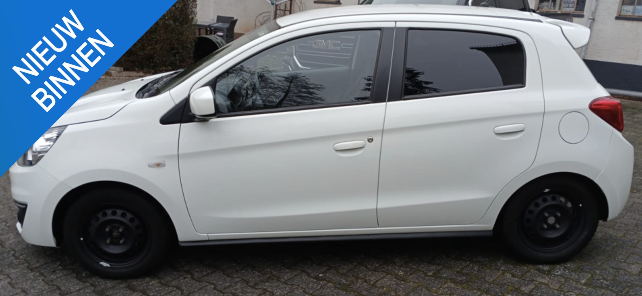 Mitsubishi Space Star - 1.2 Instyle Automaat, PDC, Apple CarPlay, Stoelverwarming, 24.699 KM!! - AutoWereld.nl