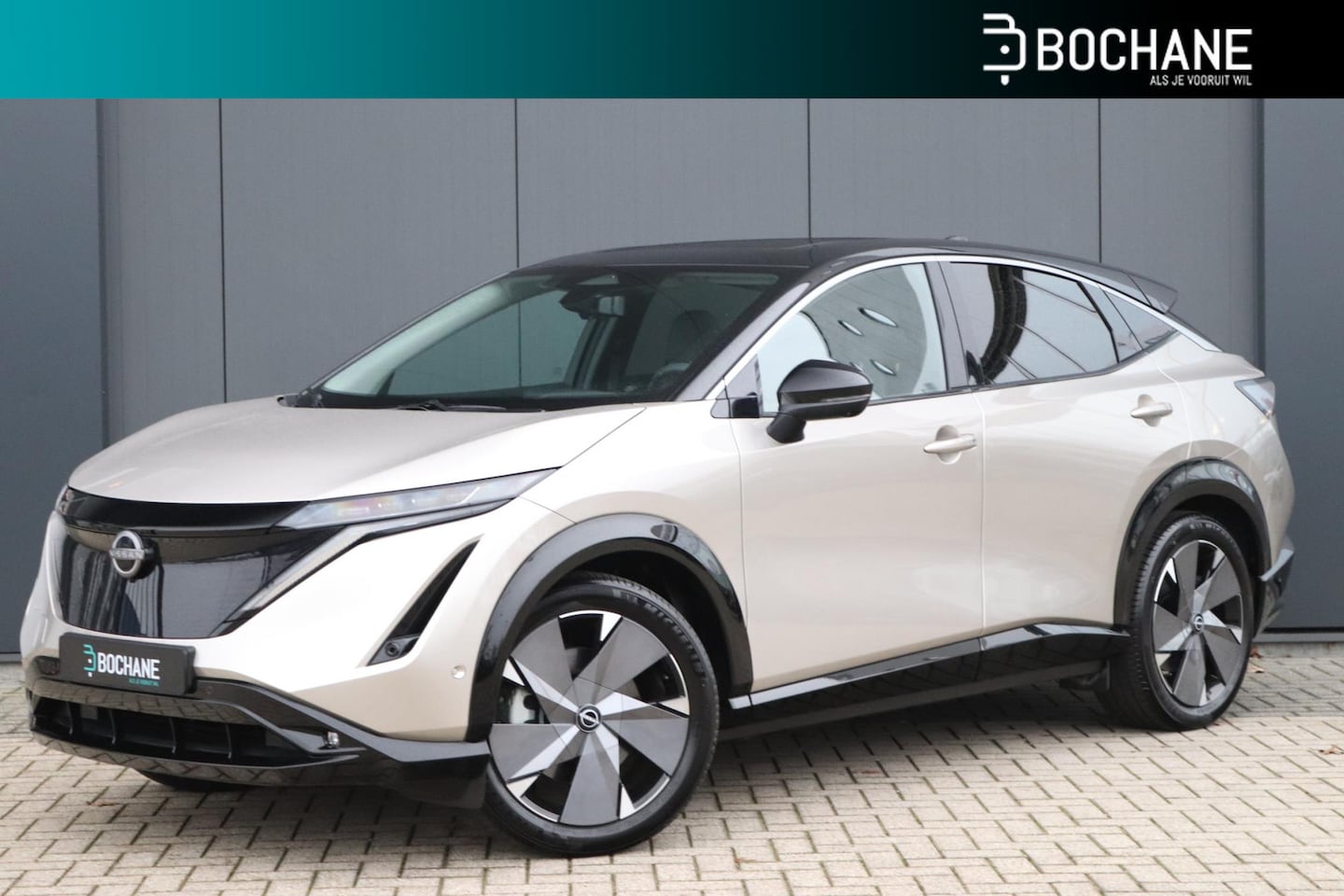 Nissan Ariya - 66 kWh Evolve |20-inch Velgen| Panoramadak|  Two-Tone| 22KW Lader|Trekhaak| - AutoWereld.nl