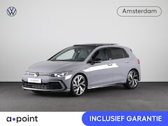 Volkswagen Golf - 1.5 eTSI R-Line Business 150 pk Automaat (DSG) | Navigatie | Panoramadak | Parkeersensoren