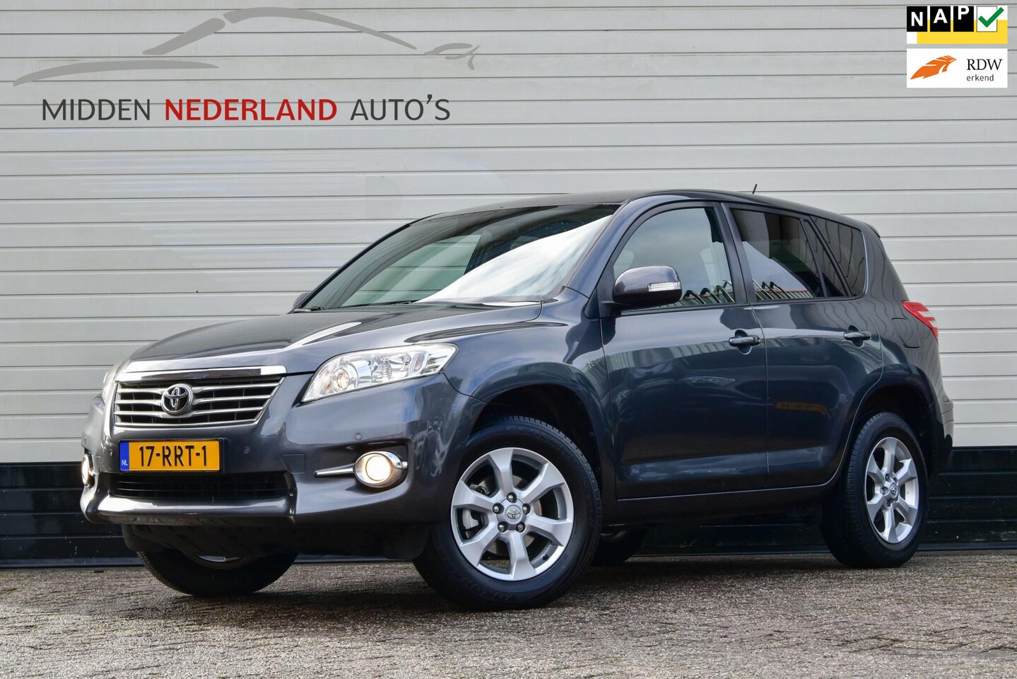 Toyota RAV4 - 2.0 VVTi Executive Business * DEALER ONDERHOUDEN * AUTOMAAT * KEYLESS-GO * - AutoWereld.nl