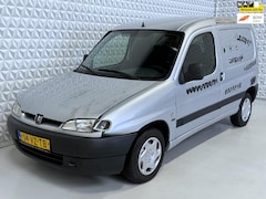 Peugeot Partner - 190C 2.0 HDI X BRANDSTOFPOMP DEFECT