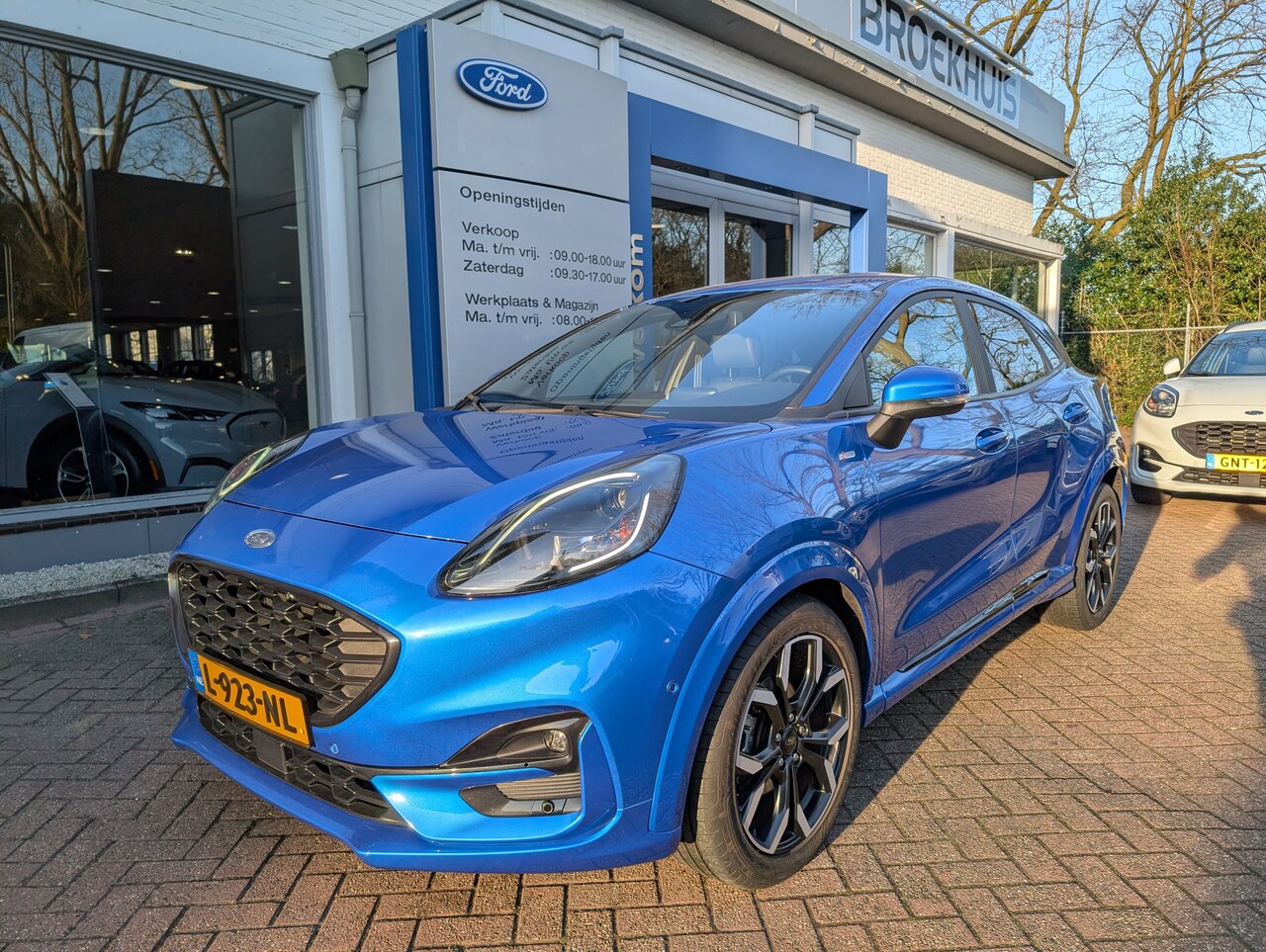 Ford Puma - 1.0 EcoBoost Hybrid ST-Line X | Winterpack | Parkingpack | Adap. Cruise | Fabrieksgarantie - AutoWereld.nl