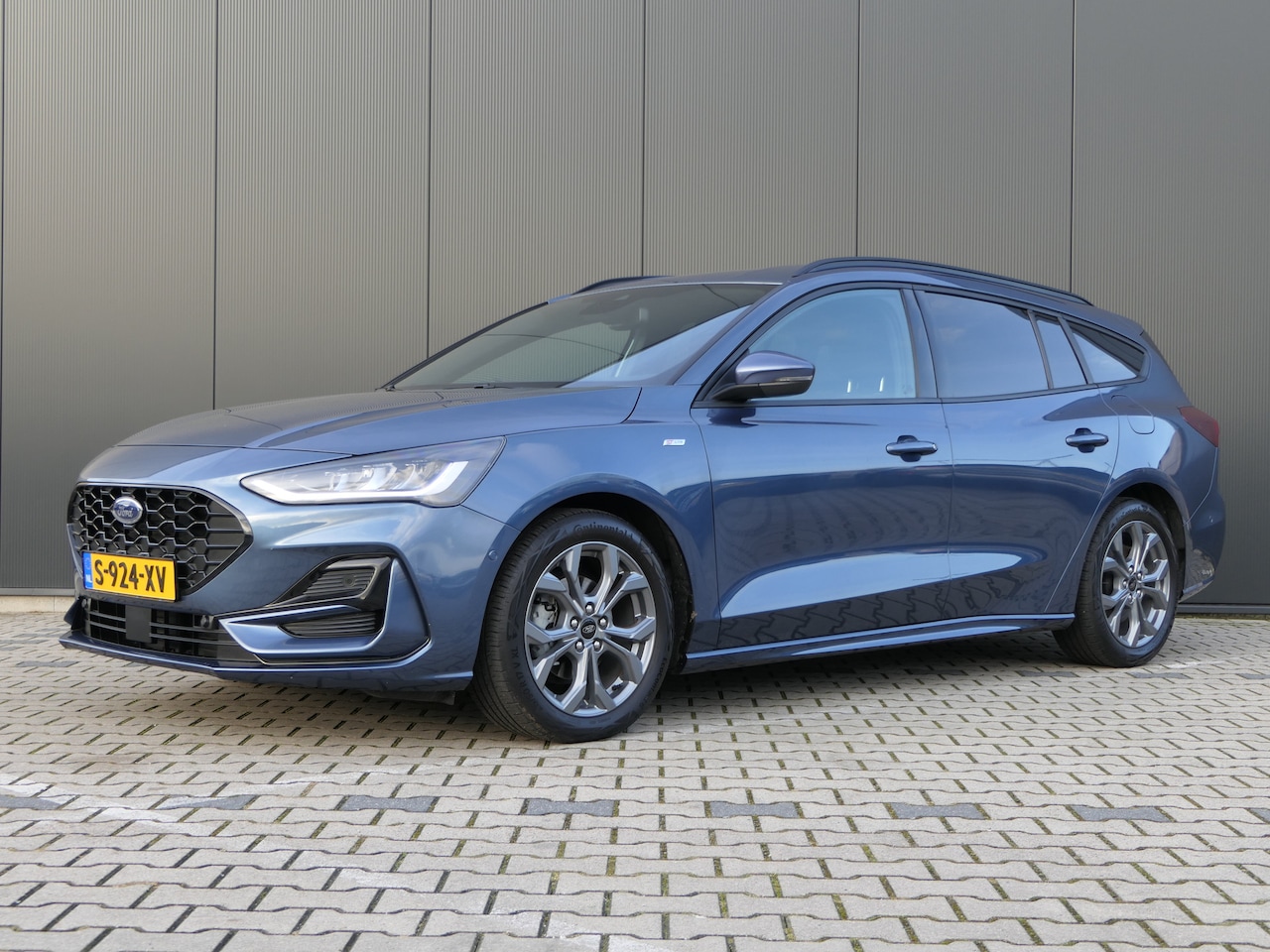 Ford Focus Wagon - 1.0 EcoBoost Hybrid ST Line | Apple Carplay/Android Auto|telefoonintegratie premium | acht - AutoWereld.nl