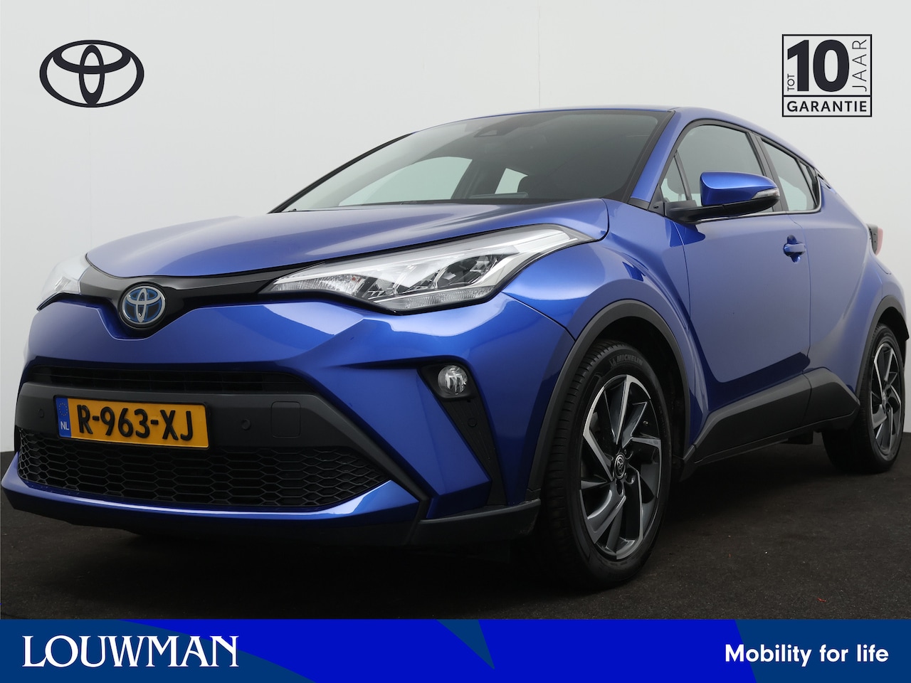 Toyota C-HR - 2.0 Hybrid Dynamic | Camera | Navigatie | Climate Control | Cruise Control Adaptief | Trek - AutoWereld.nl