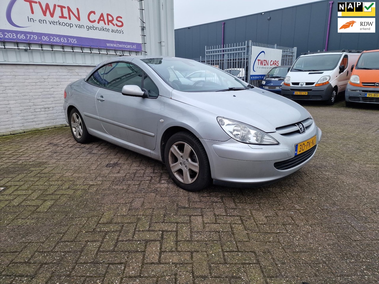 Peugeot 307 CC - 2.0-16V Leer Navi Aut - AutoWereld.nl