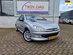 Peugeot 206 CC - 2.0-16V Airco Leer Km 64336 Nap