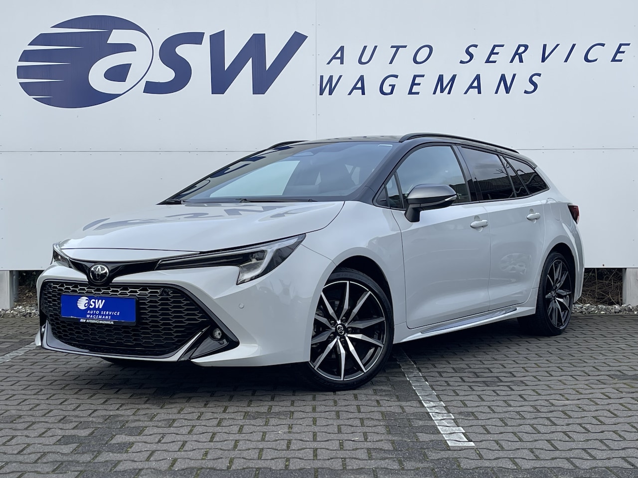 Toyota Corolla Touring Sports - 200 GR Sport Plus | CarPlay | ACC | LED | DAB+ | Elek. Achterklep | Keyless | 18 inch - AutoWereld.nl