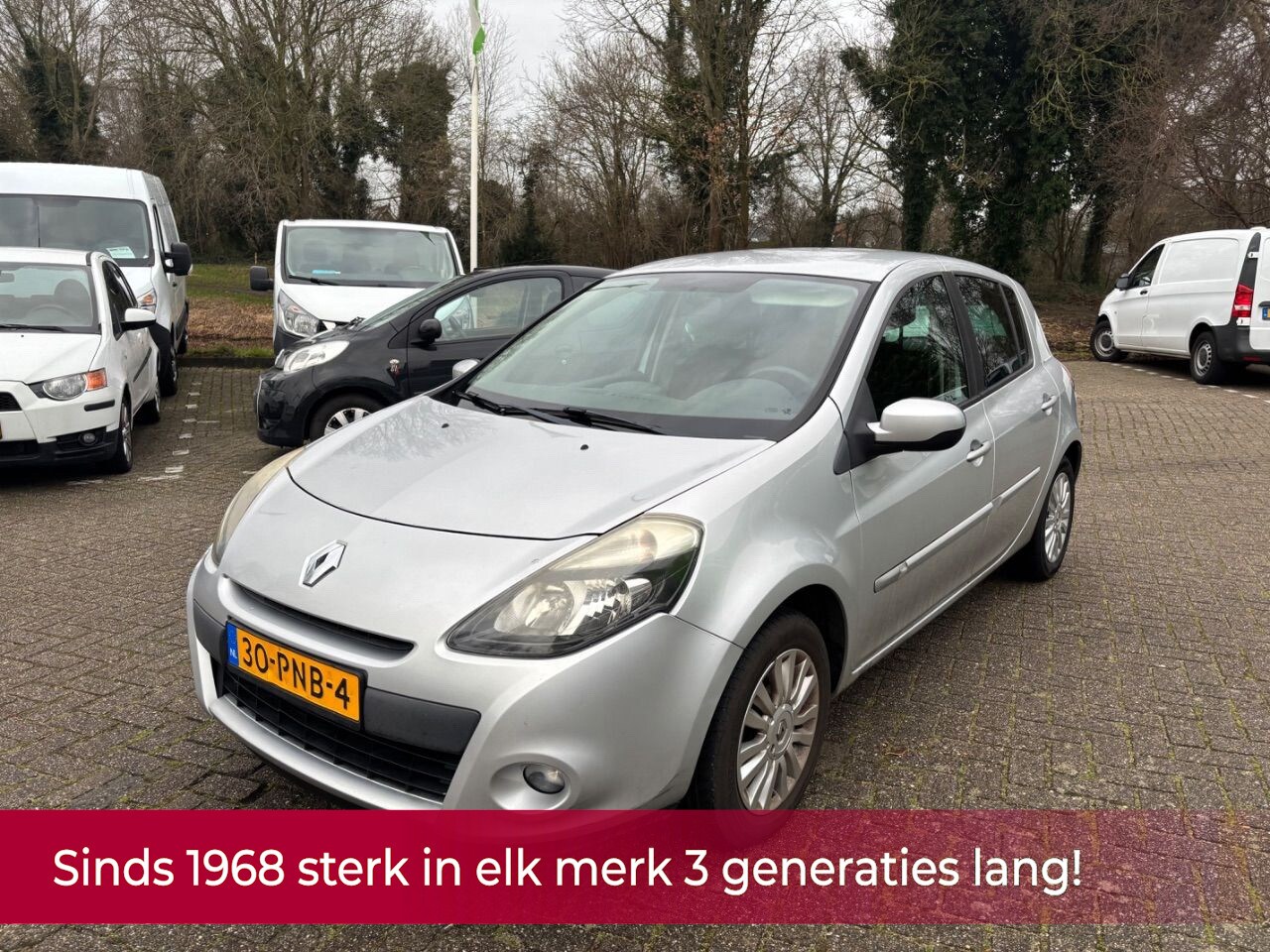 Renault Clio - 1.2 Collection 5 deurs! NL AUTO NAP! Airco l Cruise l Trekhaak l MTF-stuur! Dealer oh l TO - AutoWereld.nl