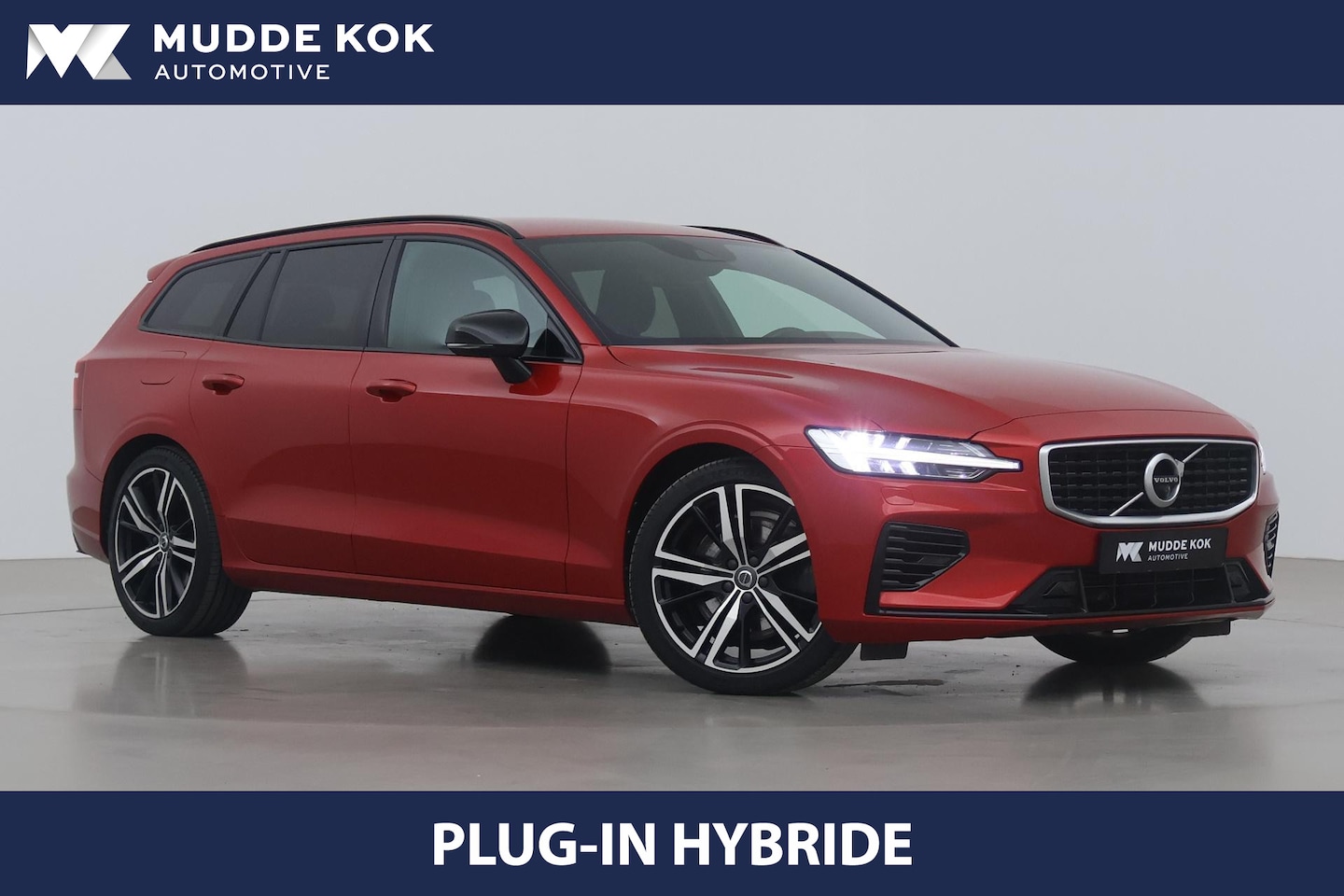 Volvo V60 - T6 Recharge AWD R-Design | 360° Camera | ACC | harman/kardon | BLIS | 19 Inch | Trekhaak - AutoWereld.nl