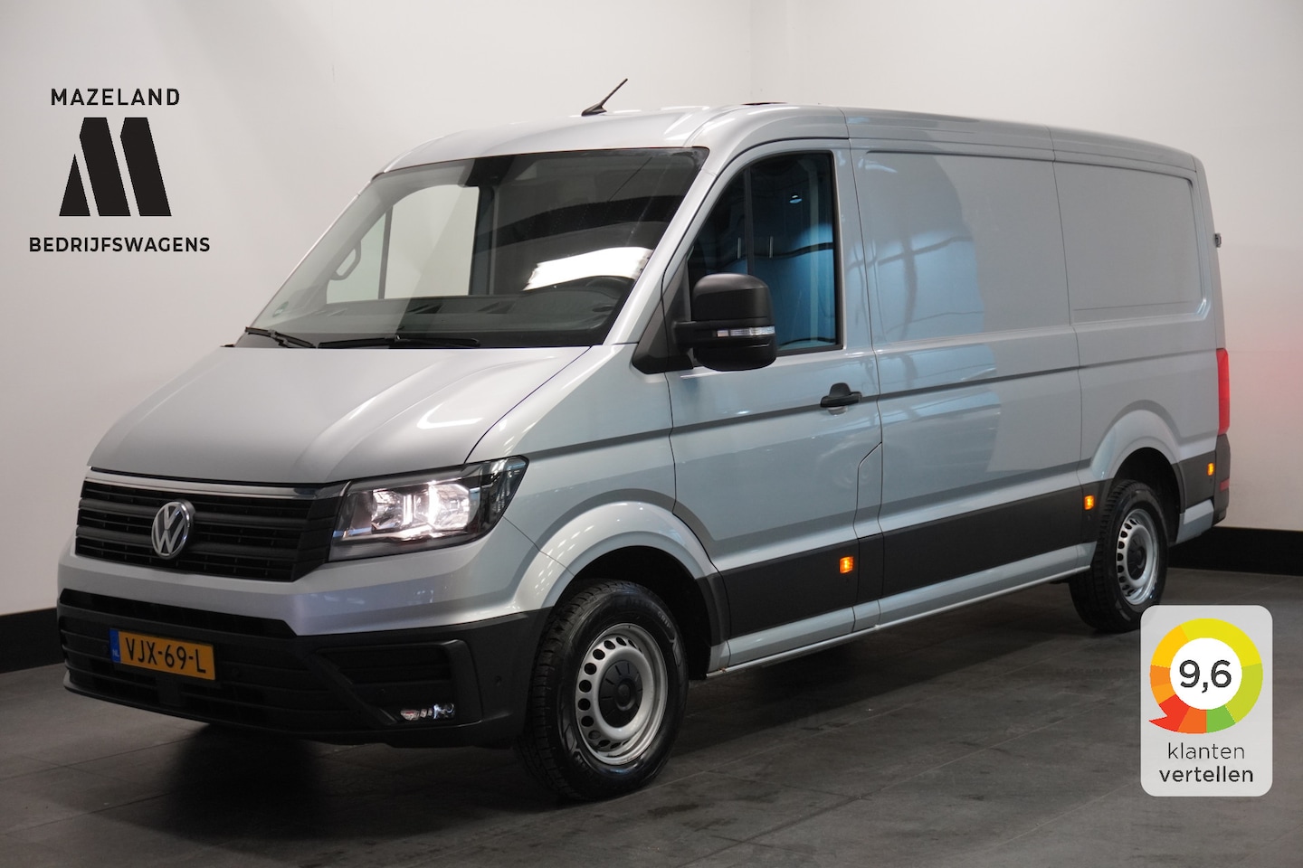 Volkswagen Crafter - 2.0 TDI L3H2 177PK Automaat EURO 6 - Airco - Cruise - Navi - PDC - Trekhaak - €18.900,- Ex - AutoWereld.nl