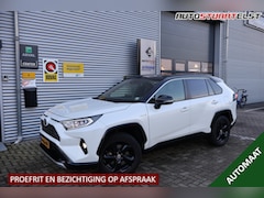 Toyota RAV4 - 2.5 Hybrid Bi-Tone Afneembare trekhaak | Navi | Achteruitrijcamera | Lichtmetalen velgen |