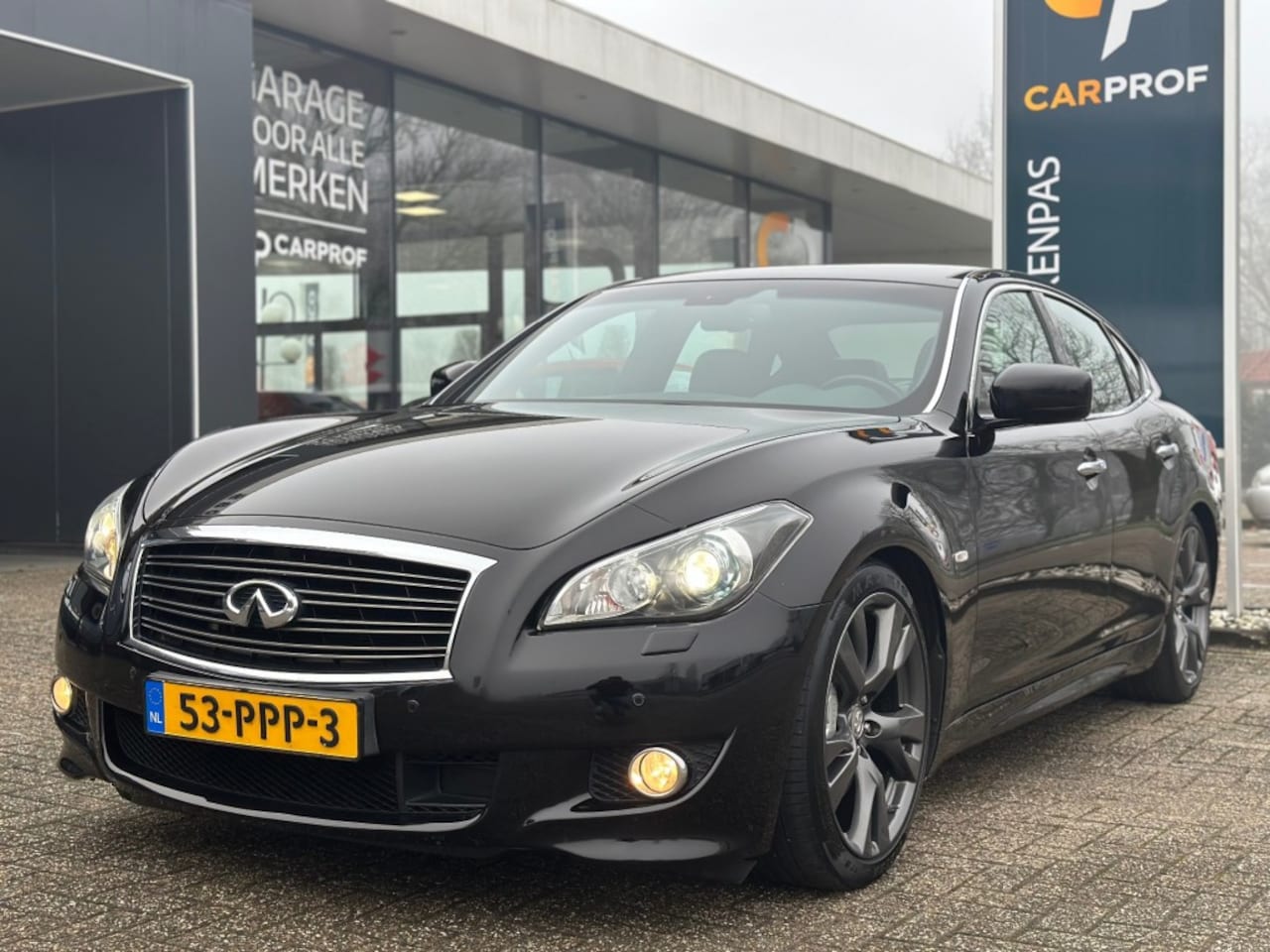 Infiniti M - 37 S Premium  320pk Automaat '' Schuif/kanteldak - Memory stoele - AutoWereld.nl