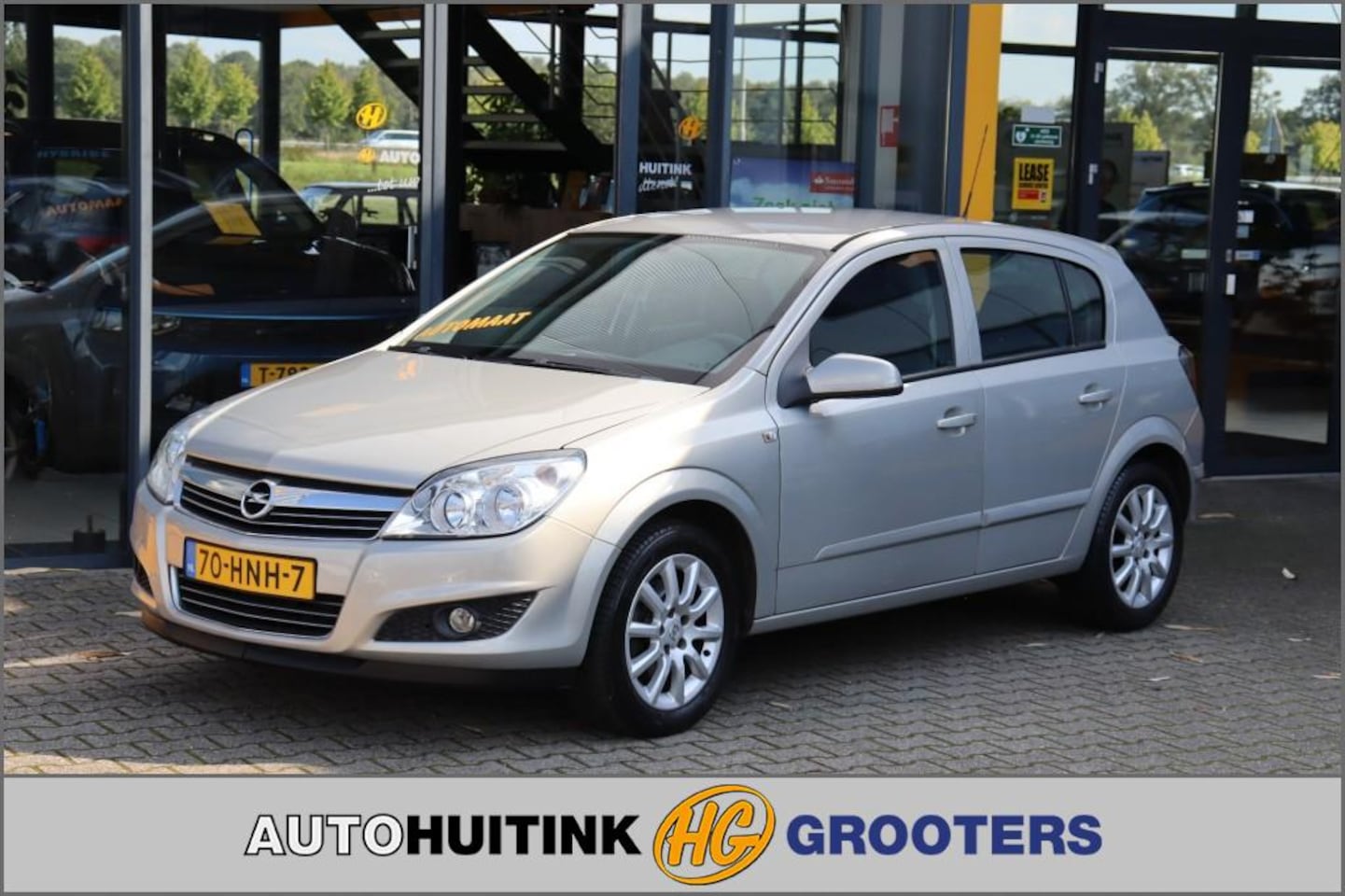 Opel Astra - 1.8 Automaat  Cosmo - AutoWereld.nl