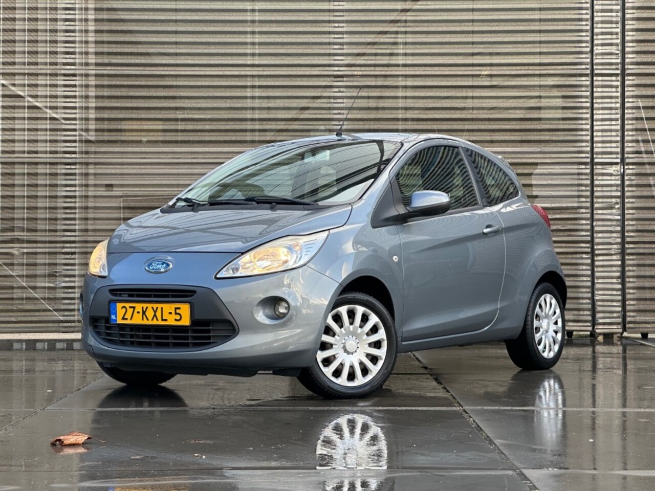 Ford Ka - 1.2 TITANIUM AIRCO !! - AutoWereld.nl