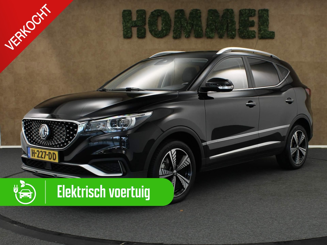 MG ZS - EV Luxury 45 kWh -ORIGINEEL NEDERLANDSE AUTO - PARKEERSENSOREN ACHTER - 17 INCH LICHT META - AutoWereld.nl