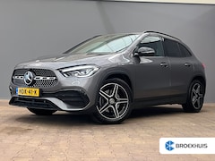 Mercedes-Benz GLA-Klasse - 180 AMG Line | Alcantara bekleding | LED achterlichten | LED koplampen