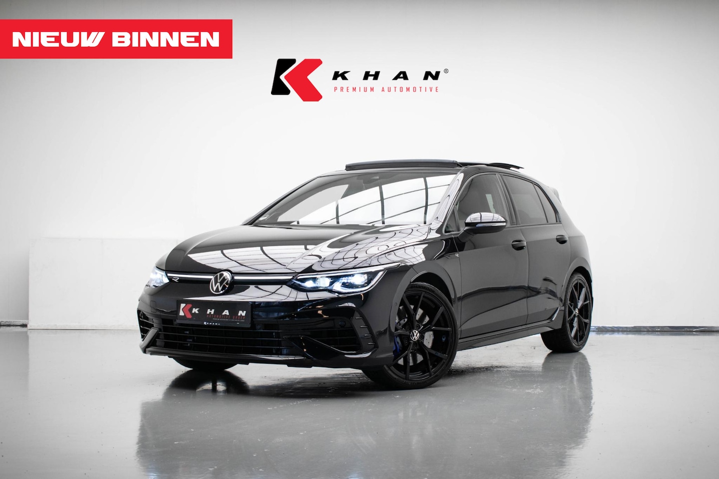 Volkswagen Golf - 2.0 TSI R 4Motion | Akra| Pano| Leder - AutoWereld.nl