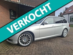 BMW 3-serie Touring - 318i Luxury Line 143PK Navigatie / Trekhaak / Xenon / Lederen Bekleding / Cruise Controle