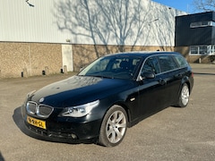 BMW 5-serie Touring - 535d OIL LEKKAGE BIJ DE KLEPPENDEKSEL