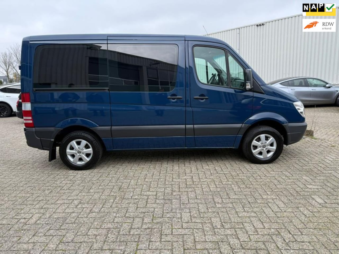 Mercedes-Benz Sprinter - - Aangepast voor mindervalide bestuurder - AutoWereld.nl