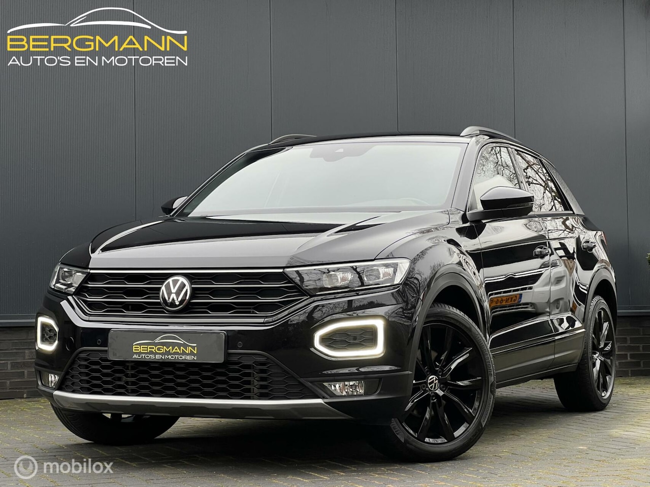 Volkswagen T-Roc - 1.5 TSI Black Edition Sport|Virtual|Carplay - AutoWereld.nl