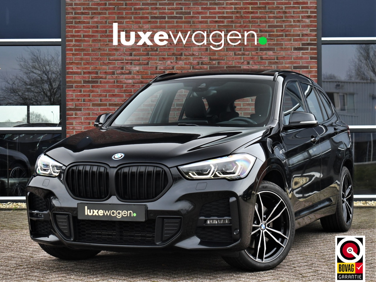 BMW X1 - xDrive25e M-Sport Pano HUD ACC Camera El-Klep Stuurverw - AutoWereld.nl