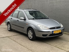 Ford Focus Wagon - 1.6-16V Trend Airco / Trekhaak/ nap / apk