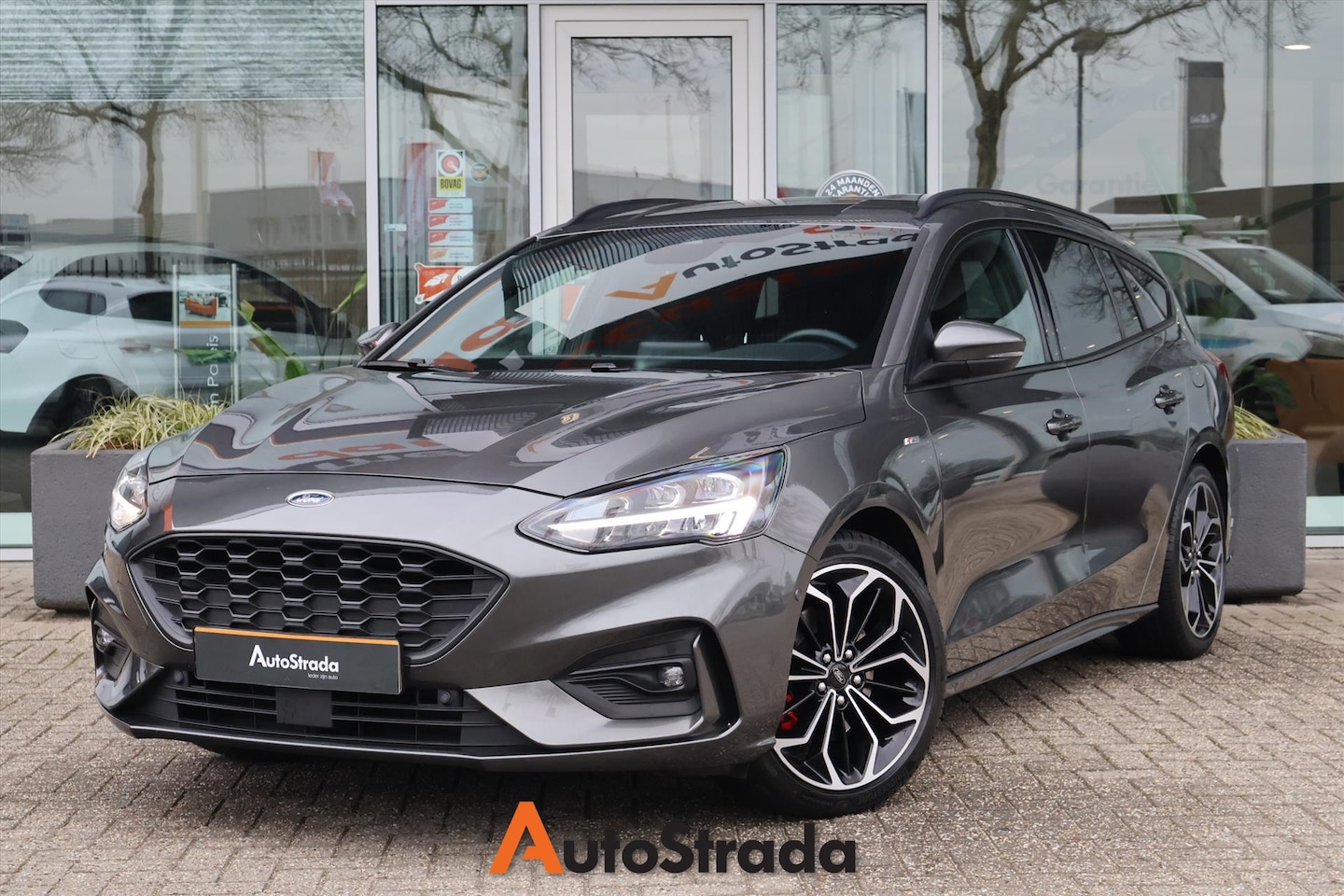 Ford Focus Wagon - 1.5 ST-Line EcoBoost 182pk | Carplay | Camera | Stoelverwarming | LED | Navi | B&O | Keyle - AutoWereld.nl