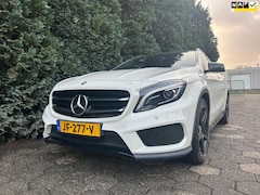 Mercedes-Benz GLA-Klasse - 180 AMG Line - Panorama Dak