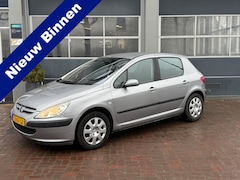 Peugeot 307 - 1.6-16V XS | Clima | MP 3 | Cruise | Beginnersauto | 5 Deurs | Dealer onderhouden | APK 08