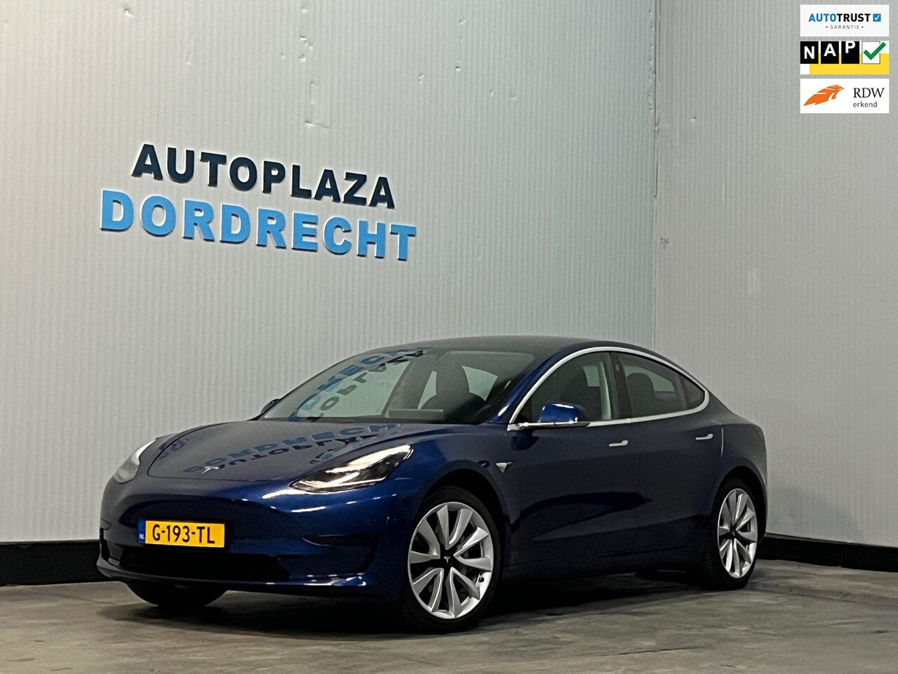 Tesla Model 3 - Standard RWD Plus 60 kWh - AutoWereld.nl