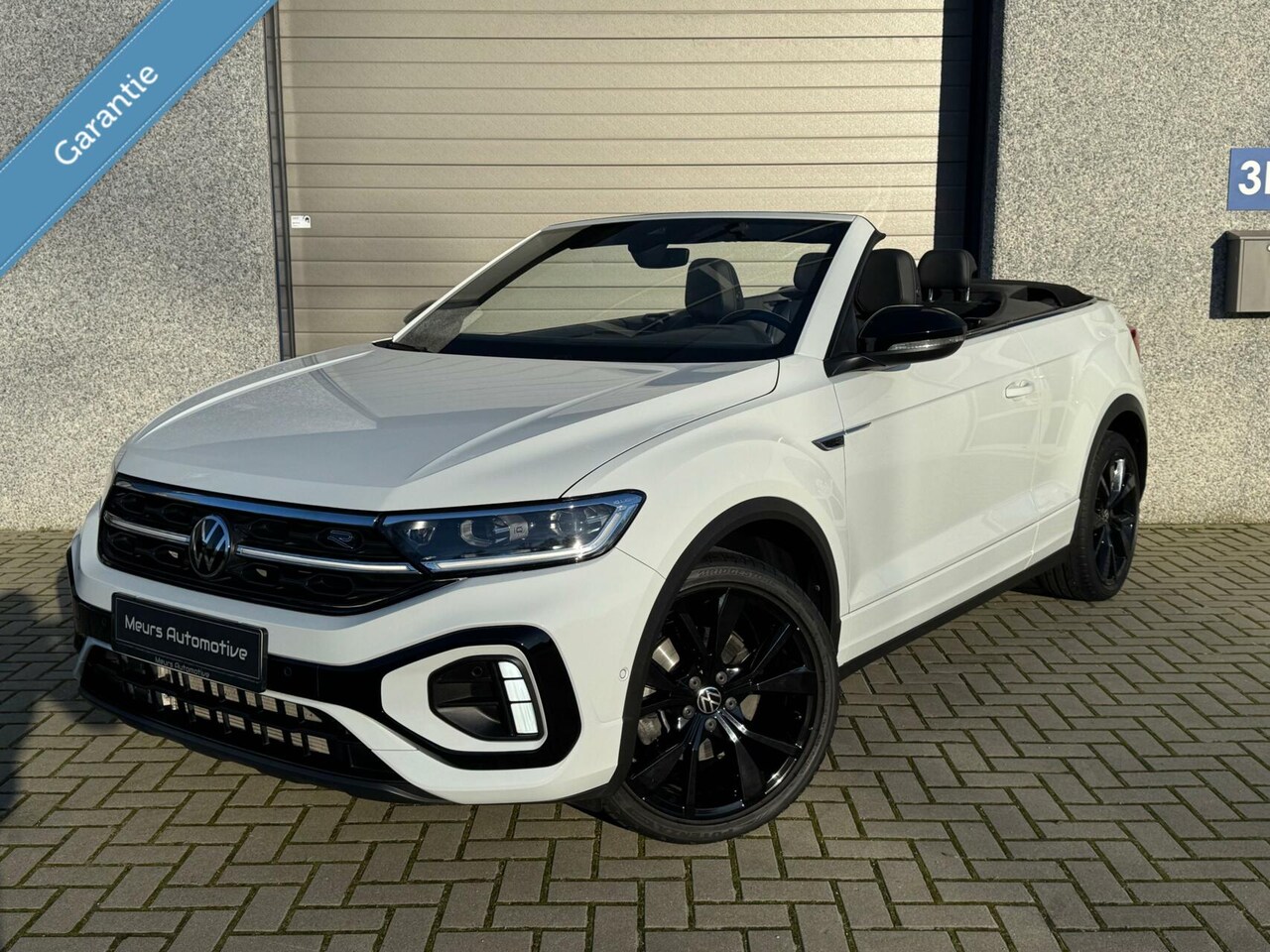 Volkswagen T-Roc Cabrio - 1.5 TSI R-line 19 inch LM velgen/Leder/Virtual/Blackpack/Compleet/Trekhaak/Garantie - AutoWereld.nl