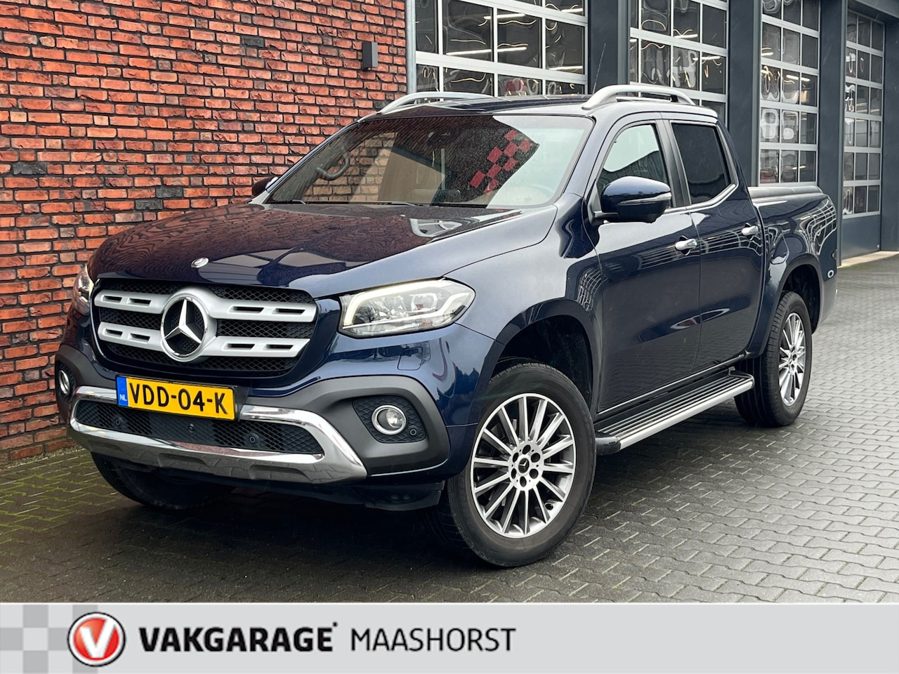 Mercedes-Benz X-klasse - 250 d 4-MATIC Progressive BTW 360°Camera/Keyless/PDC/LED/DAB/Clima/Airco/Cruise/Navi/Trekh - AutoWereld.nl