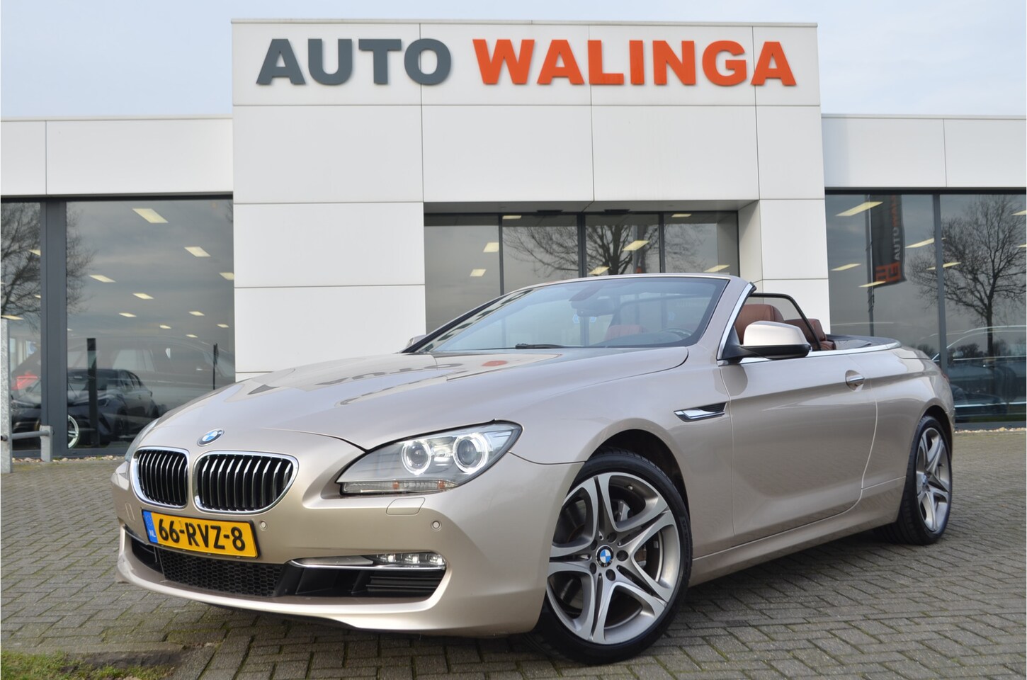 BMW 6-serie Cabrio - 640i High Executive 2x Memory stoelen | 19'' LMV | Leer | Xenon | Houtinleg | Zwart dak - AutoWereld.nl