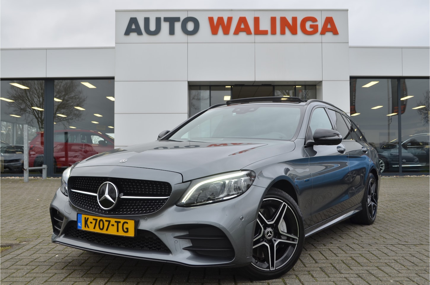 Mercedes-Benz C-klasse Estate - 300 e AMG Pano | Carplay | Sfeerverlichting | Multibeam LED | Night pakket - AutoWereld.nl