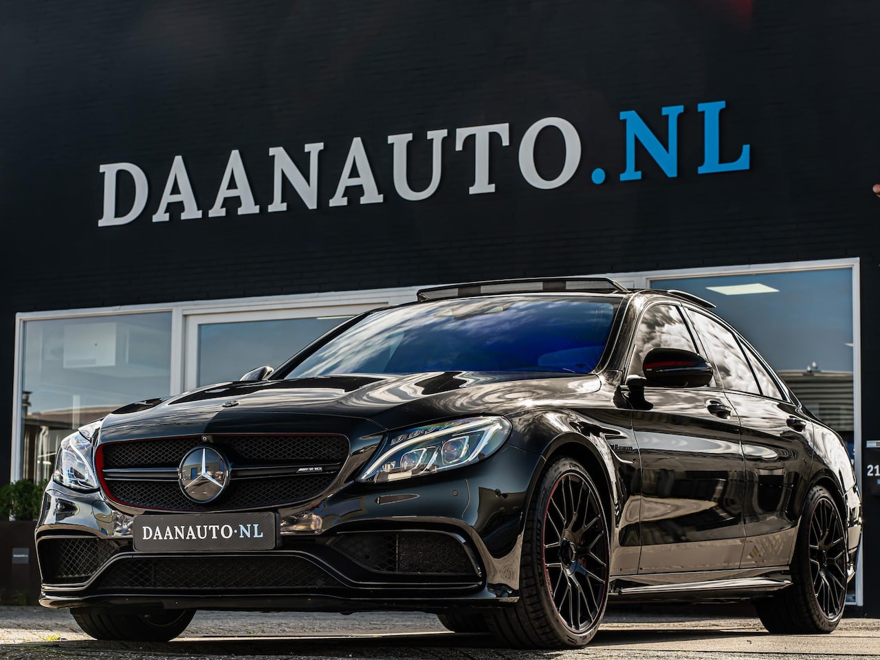 Mercedes-Benz C-klasse - C63 AMG S Edition 1 Keramisch PerfSeats Rij-assist - AutoWereld.nl