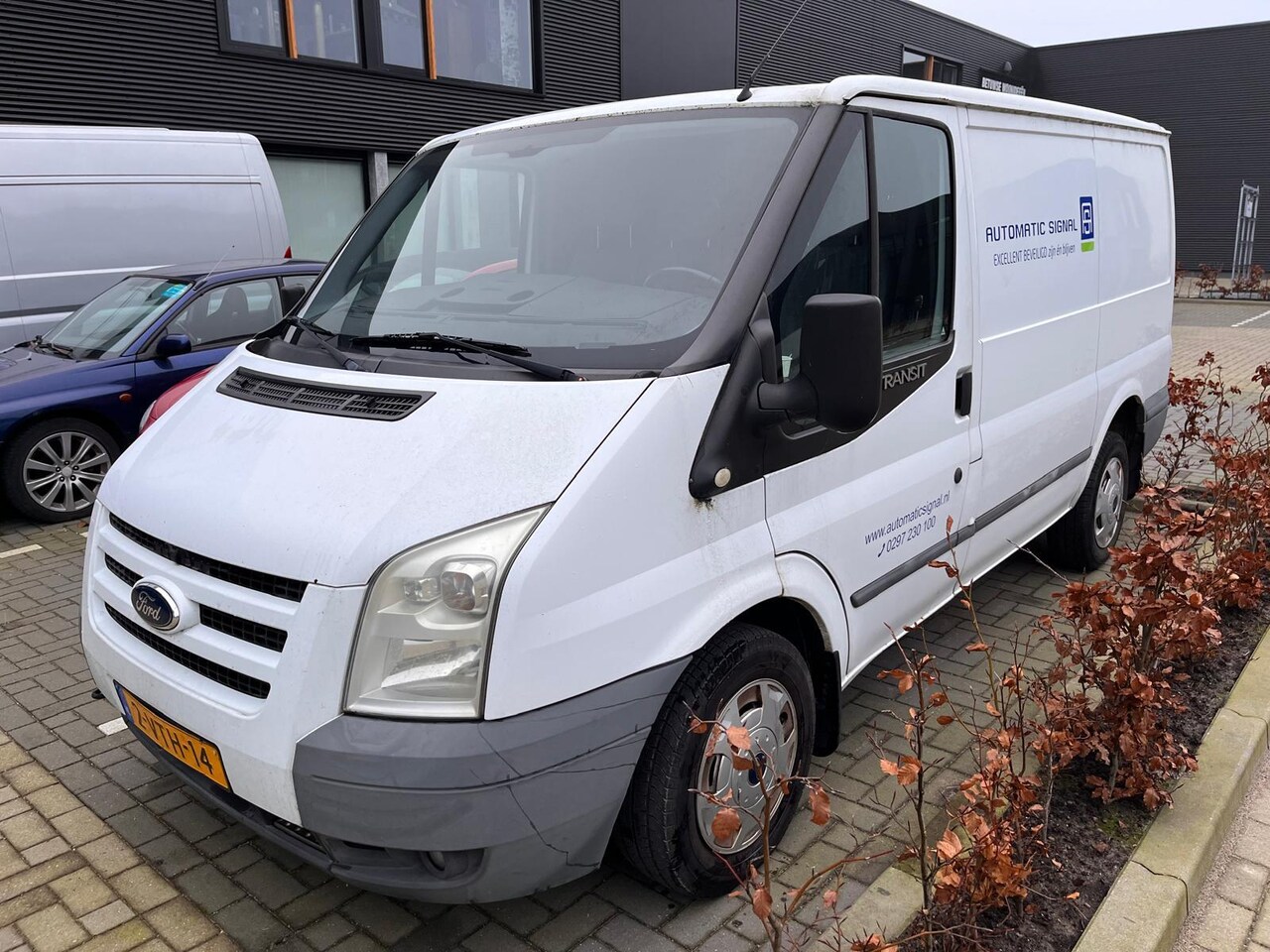 Ford Transit - 260S 2.2 TDCI SHD Bj 2012 Airco Navi - AutoWereld.nl