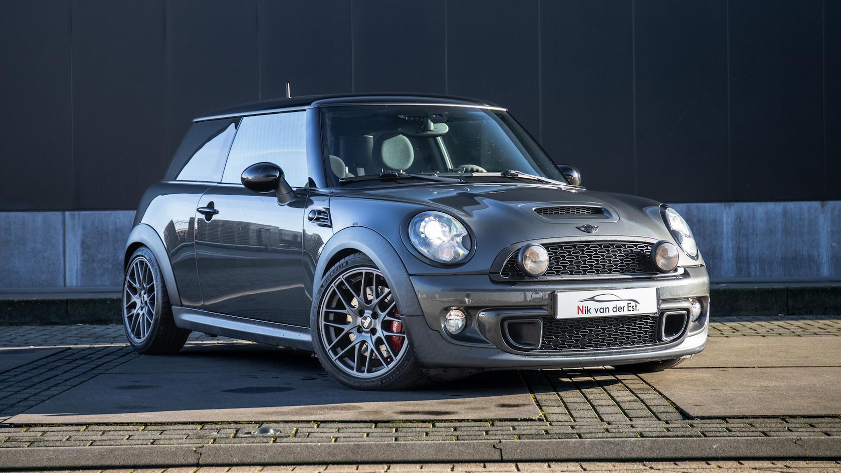 MINI John Cooper Works - Mini 1.6 Chili-Pano-Xenon-PDC - AutoWereld.nl